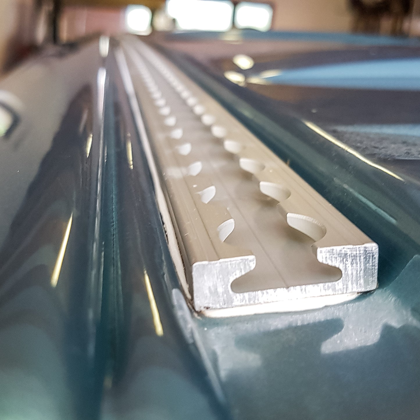 VW T4 Airlineschienen Set für Dachträger